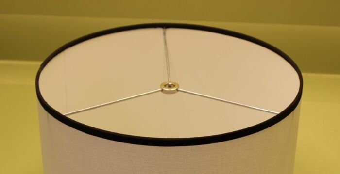 Lampshade with taped edges